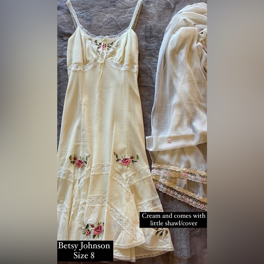 Lacey Betsy Johnson Cream Dress with shall